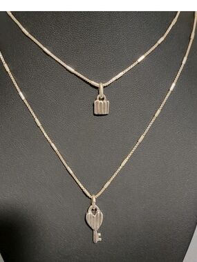 UNO de 50 Silver Layered Heart Key and Lock Necklace